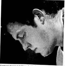 Derek Muhl's Instagram, Twitter & Facebook