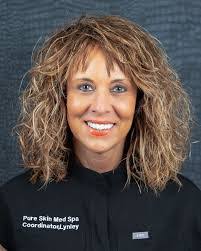 Kerry Jacques's Instagram, Twitter & Facebook