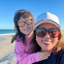 Juliet Owen's Instagram, Twitter & Facebook