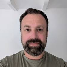 🇺🇸 Linklaters is not messing around in the US. Links has raided A&O  Shearman for a four-partner finance team that includes David Lucking  (pictured), global co-head of A&O's financial markets…