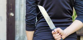 Caen Calvados Jalouse Et Ne Supportant Pas La Rupture Elle Menace Son Ex Compagnon Avec Un