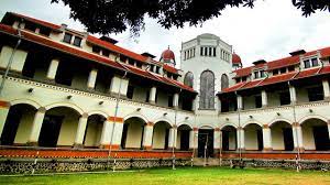 Lawang sewu adalah salah satu landmark kota semarang. 35 Wisata Semarang Hits Dan Wajib Dikunjungi Di Tahun 2018 Lifestyle Liputan6 Com