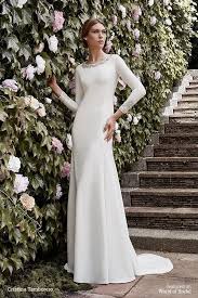 25 Modest Wedding Dresses With Long Sleeves Modest Wedding Dresses Wedding Dresses Elegant Wedding Dress