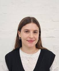 Amber Kovach's Instagram, Twitter & Facebook