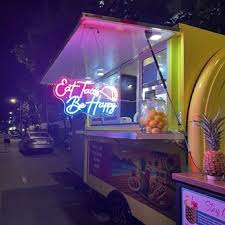 Aloha Beach Dogs Food Truck — Mexican restaurant food truck in Honolulu, Hawaii