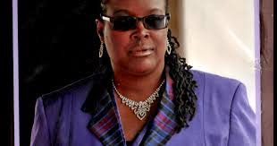 Jeanine Dunn's Instagram, Twitter & Facebook