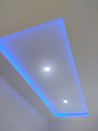 Salah satu faktor yang dapat menambah estetika interior rumah adalah plafon. Desain Lampu Plafon Modern Cek Bahan Bangunan