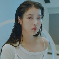 Age, height, weight, wife, kids. Review Iu Suga Look Back In Eight At The Meaning Of Memories Forever Asian Junkie