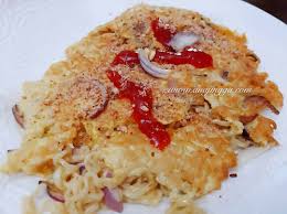 Tidak hanya martabak manis mini, kamu juga bisa membuat martabak telur mini yang enak di lidah. Sedap Juga Murtabak Maggi Ni Rupanya
