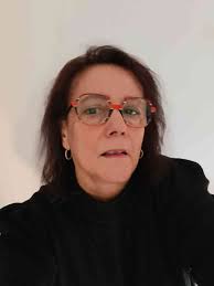 Lylie Zettor ! Rassurez-vous, elle va très bien. Clèlie dit Lylie Zettor  est née le vendredi 18 mars 1927. C'est l'année où les premiers coups de  pioche pour la construction de la