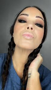 I've mastered the art of becoming who I needed when I was growing. The glow  isn't just the dress, it's peace, confidence, and  evolution.🥰🙌🙏🏻☀️⚘️🌹💐🔥 #newcity #sameglow