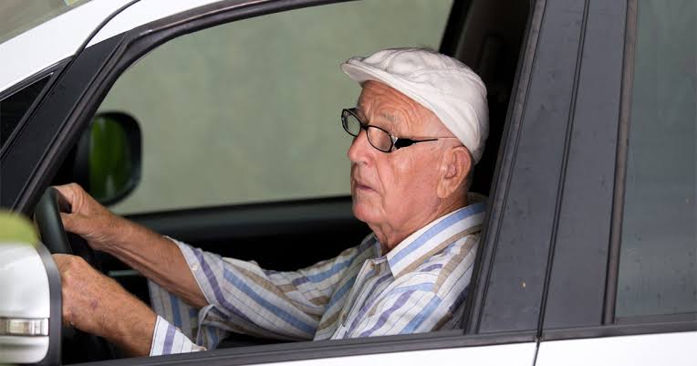 When Should My Elderly Parents Stop Driving?