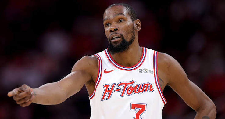 Kevin Durant Sosyal Medyada Neden Karşılık Verdiğini Anlattı