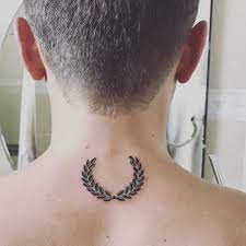 Tattoo Nec Men Tatuaje Pequeno En La Mano Tatuajes Para Hombres Tatuaje De Pulsera Entra a ver nuestras galerías de imágenes para conocer los mejores diseños y estilos de todo internet. pinterest