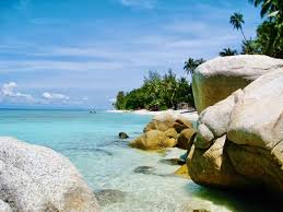 The adventurous go to the dozens along peninsula malaysia's east coast. Islands In Malaysia To Visit For Beaches Culture And Marine Life