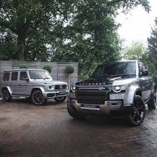 Suv Battle Mercedes G Class Mercedes Maybach Mercedes