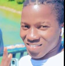 Mariama peace manjo is a student of Mansa-Colley Bojang school. She's one  of the Grade 9 students in the country who achieved Aggregate 6 in this  year's Gambia Basic Education Certificate Examinations (