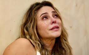 Vale Tudo: Celina termina namoro com Estéban após armação suja de Odete ·  Notícias da TV