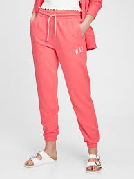 Sweatpants synonyms, sweatpants pronunciation, sweatpants translation, english dictionary definition of sweatpants. Sweatpants Gap Logo Heavyweight Easy Joggers Pink Women S Lounge Wear Differenta Com