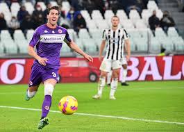 And, according to italian media, she has been likened to hollywood actor fox due to the pair's. Juventus Holte Sturmer Vlahovic Fur Mindestens 70 Millionen Euro Fussball Derstandard De Sport