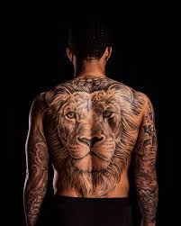 Jun 04, 2021 · the backbone of the team was strong, with van dijk, matthijs de ligt, frenkie de jong, marten de roon, georginio wijnaldum and memphis depay. Memphis Depay