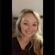 Audrey Searles's Instagram, Twitter & Facebook