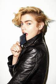Androgynous Style Tomboy Chic Photo People Model Models Androgyny Androgynous Indie Style Confi Androgynous Hair Androgynous People Androgynous Women
