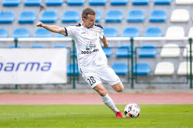 Średnio w bezpośrednich meczach pada 2.20 goli. Gornik Leczna Wygrywa Druga Lige Wymeczony Awans Widzewa Laczy Nas Pilka