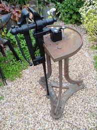 Antique Blacksmith Vise Foot Hold Jaws Great Early Look Blacksmith Leg Vice Stand Instrument Masterskaya
