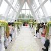Bantal guling guest house berada tak jauh dari trans studio bandung dan hanya berjarak 10 menit berkendara dari stasiun kiara condong serta 20 bantal guling guest house menawarkan fasilitas yang hampir mirip hotel pada umumnya, tetapi tetap dengan suasana rumah pribadi, sehingga tamu. 1
