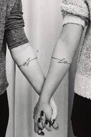 Ils demeurent avec leur père et leur mère. Tatouage De Soeurs 100 Idees De Tatouages A Partager