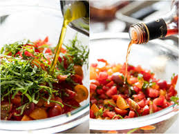 In a large bowl, combine oil, basil, garlic, salt and pepper. A Guide To Great Tomato Bruschetta In Season And Out