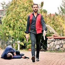 Karşılığında ne istiyorsun benden ? Vartolu Sadettin On Twitter Vartoliiii Cukur Vartolu Istanbul Showtv