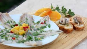 Ecco delle idee per degli sfiziosi antipasti estivi (freddi e caldi) ideali da portare in tavola per ogni occasione: Antipasti Di Pesce Tante Ricette Con Cui Stupire Gli Ospiti