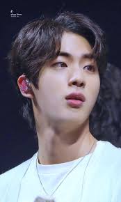 Famous Musical director James Osorio talks about how BTS's Jin sings purely  and is an amazing vocalist