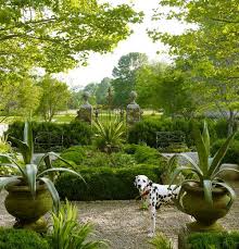 Pin By Olivia Leake On Garden Patio Beautiful Gardens Landscape Design Formal Gardens