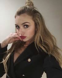 Pin By Sierra Bronze On Goddess Peyton List Peyton List Peyton Peyton R List