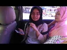 Ramai yang mengetahui bahawa ayah kandung, dato' sri aliff syukri kamarzaman baru sahaja kembali ke rahmatullah setelah sakit selama dua minggu di kampung. Ajah Anak Dara Bonda Youtube