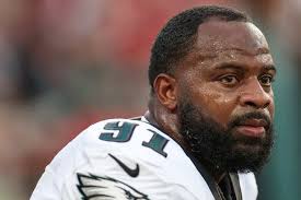 Eagles' Fletcher Cox misses practice because of a back injury ahead of the  Rams game