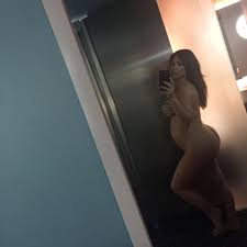 See Kim Kardashian Naked in New Updated Version of Selfish