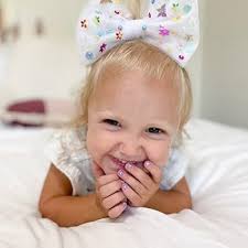 Piggy Paint Nail Polish Gift Sets (1 Remover/2 Polish Box) : Amazon.ca:  Beauty & Personal Care