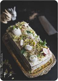 Rheinisches schwarzbrot, aus roggenschrot, roggensauerteig, roggenflocken und weizenmehl (im rheinland). Svartbrod Smorgastarta Schwarzbrot Sandwichtorte