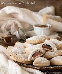 Mezzelune Al Caffe E Nutella Ricette Biscotti Italiani Dolci