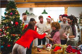 See more ideas about christmas, christmas decorations, christmas holidays. 4 Last Minute Christmas Party Decoration Ideas Ohmyapartment Apartmentratings