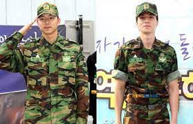 Lee hit stardom with 2005 romantic comedy my girl. It S Your Oppa A Twitter Did You Know That Lee Dong Wook And Gong Yoo Are Both Joined The Military Service Way Back 2008 Goblin Leedongwook Gongyoo Oppa Https T Co 6ejaco5wfy