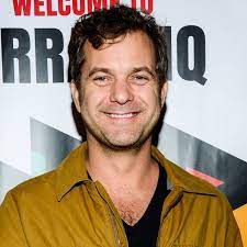 With alec baldwin, christian slater, joshua jackson, carrie preston. Joshua Jackson Replaces Jamie Dornan In Peacock S Dr Death