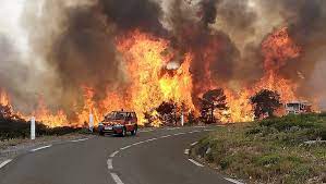 Forums pour discuter de incendie, voir ses formes composées, des exemples et poser vos questions. Narbonne Incendie De La Clape Une Longue Nuit De Lutte Active Pour Les 480 Pompiers Mobilises Lindependant Fr