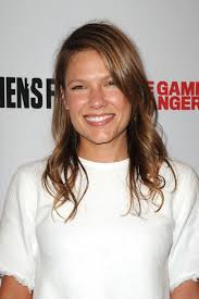 Browse more than 100,000 pictures of celebrity and movie on aceshowbiz. Where Is Kiele Sanchez Now Wiki Bio Baby Net Worth Husband Biography Tribune