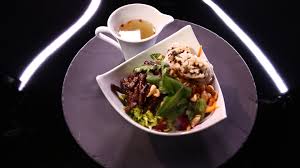 Video Dans La Peau D Un Chef Bo Bun De Bœuf Par Nathalie N Guyen Dpdc 09 11 2015 Recettes De Cuisine Recette Asiatique Cuisine Asiatique