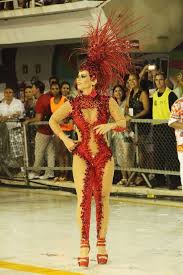 A atriz e rainha de bateria do salgueiro, de 46 anos, e o empresário. Pin Em Carnaval Pelo Mundo
